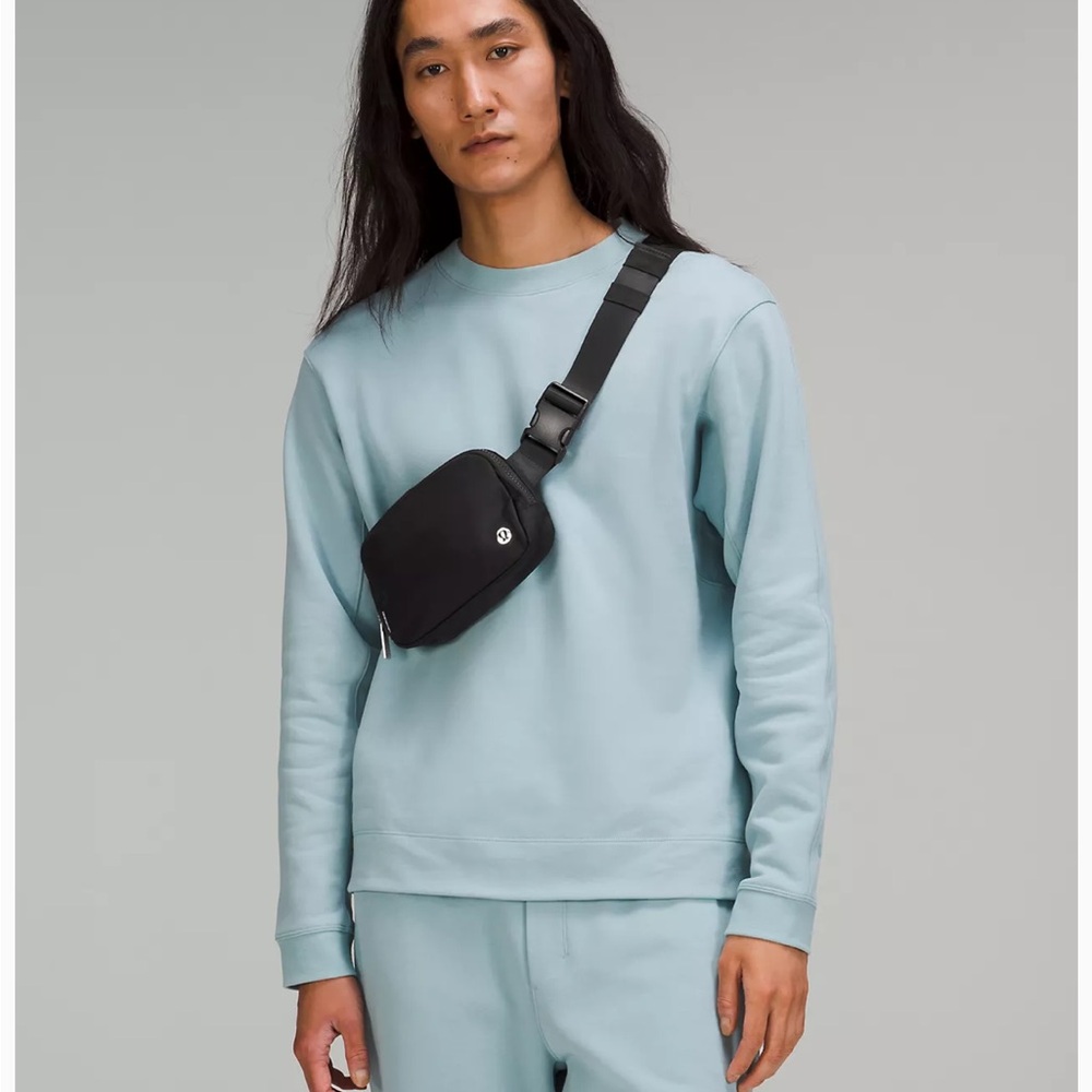 Lululemon Everywhere Belt Bag - Black